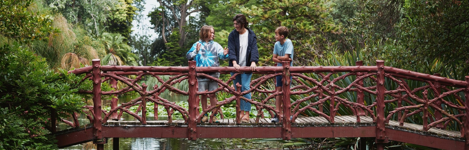 Rippon Lea lake