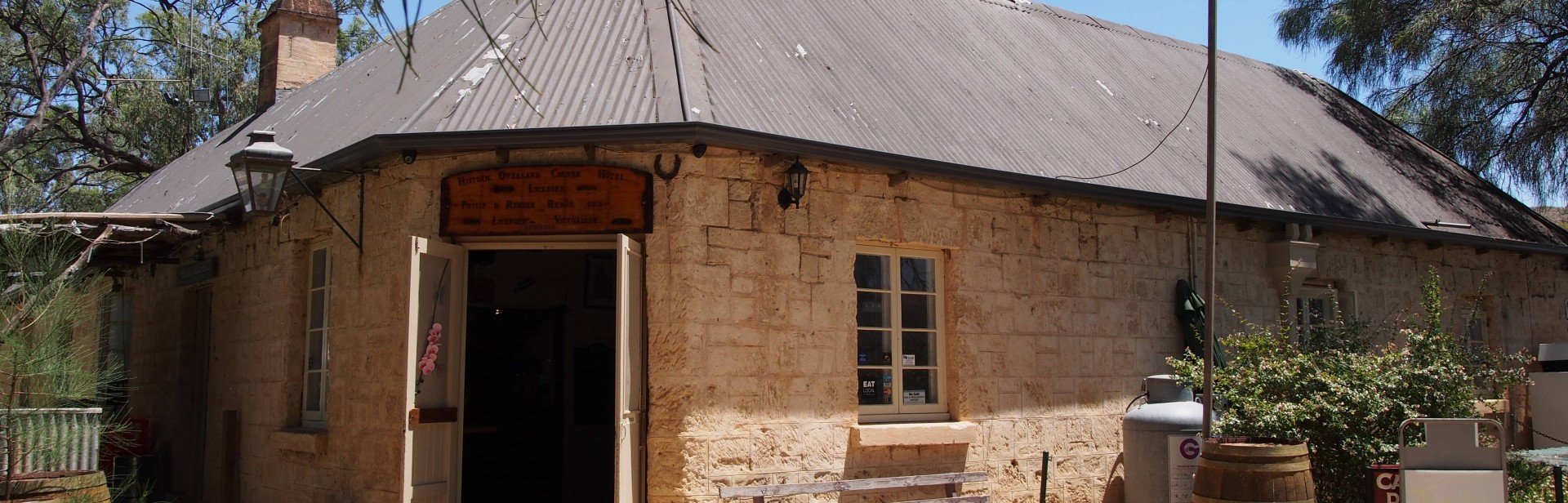 Overland Corner Hotel banner image