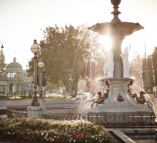 Fountains on Pall Mall