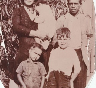 The Jetta family went from the Doodlakine camp to stay at the Smelter’s camp at South Beach each summer. Permission: The Jetta Elders. Collection: Doreen Nelson