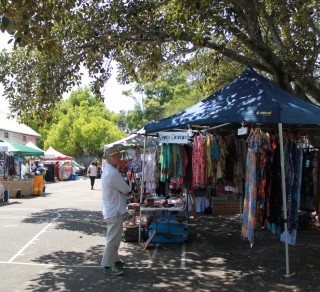 With a variety of stalls in the beautiful school grounds the markets have a relaxed and friendly atmosphere.