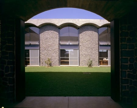 The dining hall court viewed through western colonnade