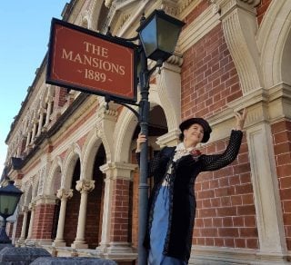 Rosa Praed at The Mansions