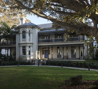 Moreton Manor, Bondi