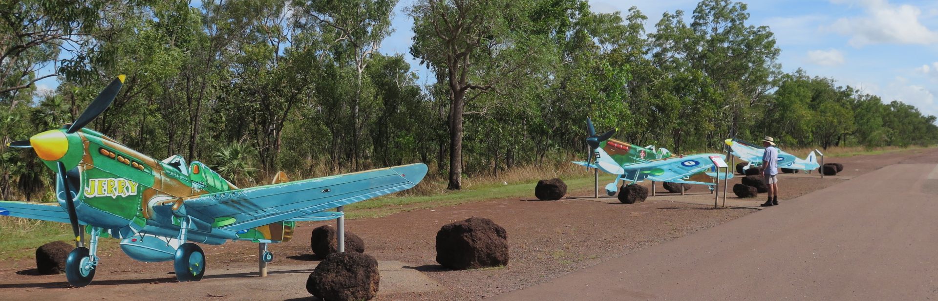 aircraft display at Strauss airport 230417 copy banner image