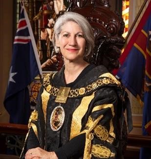 Lord Mayor Sandy Verschoor