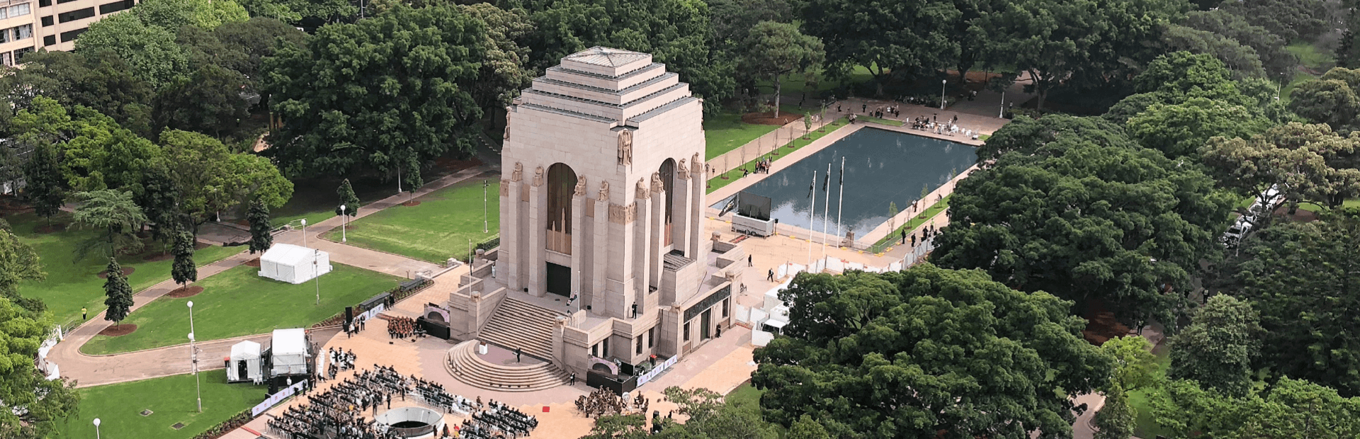 ANZAC memorial and Hyde Park private tour