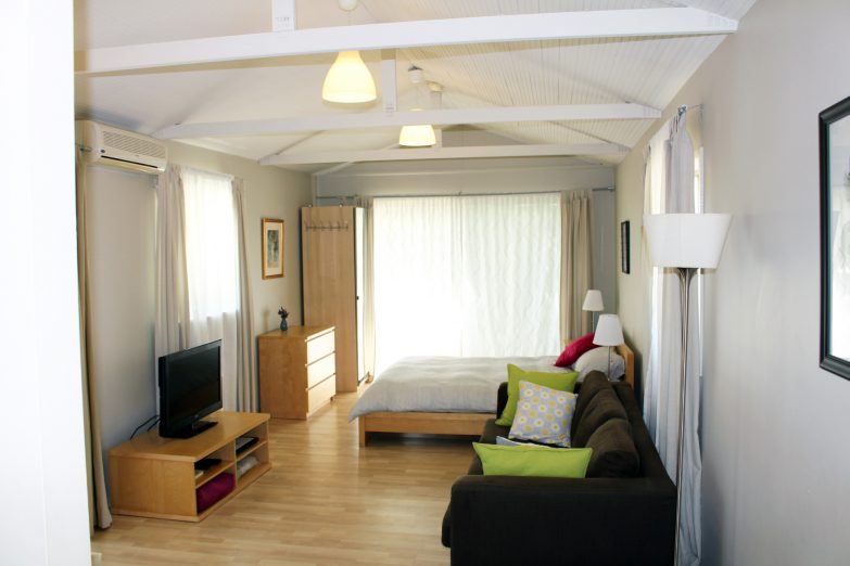 Norman Lindsay Gallery Cottage Stay - Interior