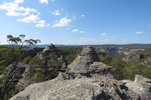 Extensive pagoda formations