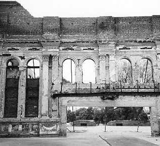 Fire damage to the interior of the St Kilda Town Hall 1991 related image