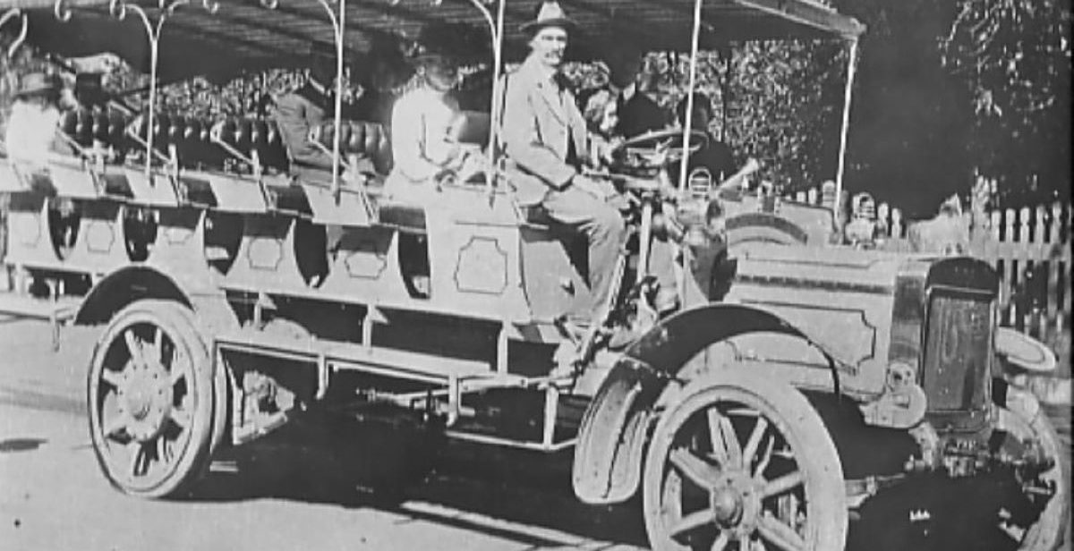 Fields Bus Service