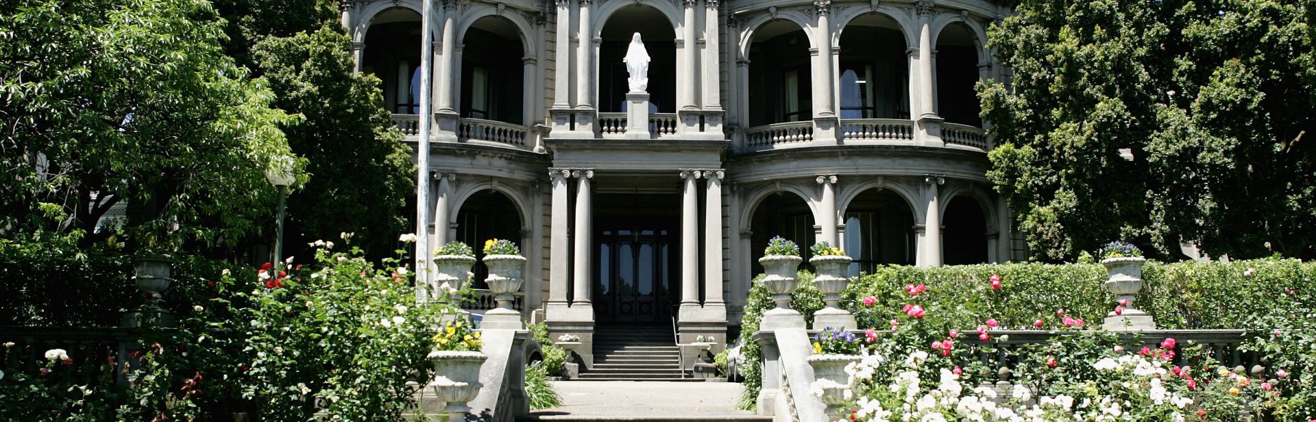Mandeville Hall