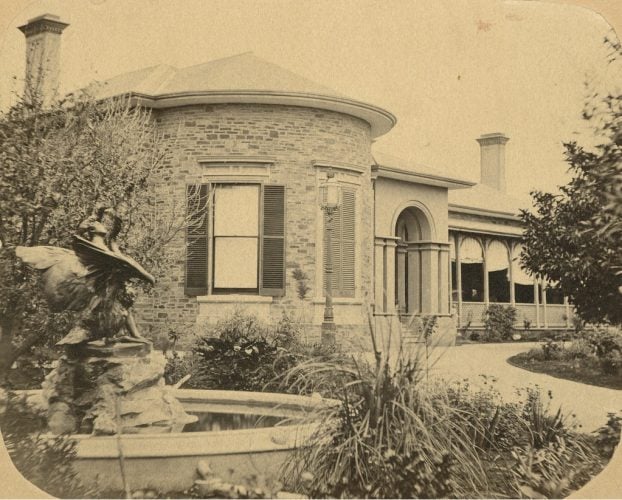 Walking Tour North Terrace, Cultural Boulevard National Trust