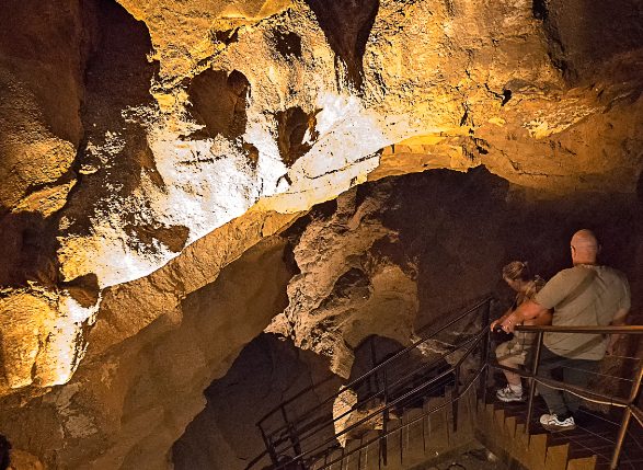 Jenolan caves heritage listing