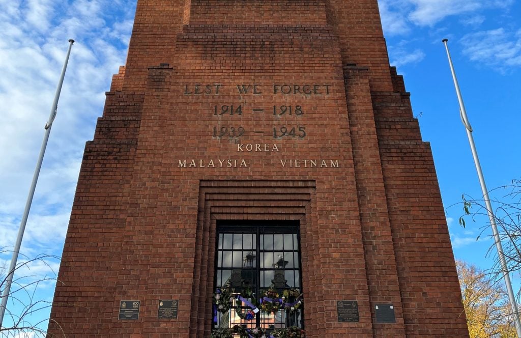 Bathurst War Memorial Carillon