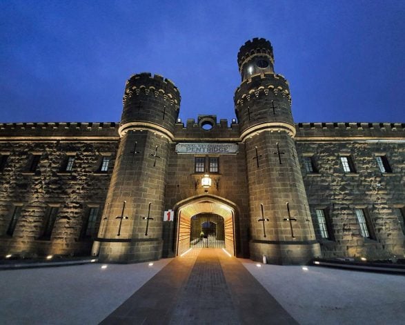 Pentridge gaol tour & Olivine package
